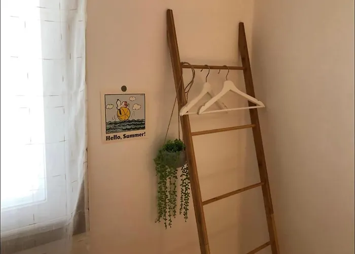 Cozy Retreat Perfect For Travelers Apartment *